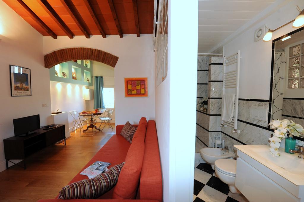 Acacia Firenze - Ciclamino Apartamento Exterior foto